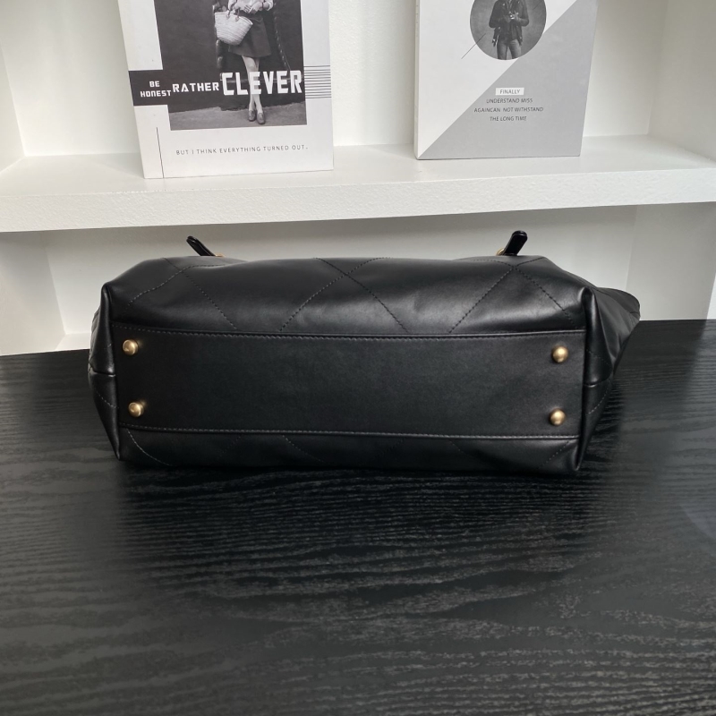 Ch**el shopping bags